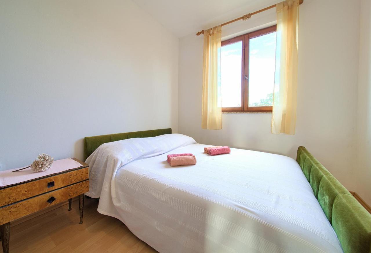 Rasopasno Apartment With Terrace And Private Parking Eksteriør billede