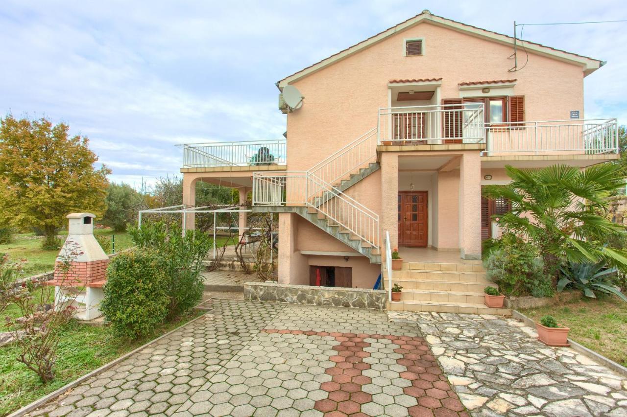 Rasopasno Apartment With Terrace And Private Parking Eksteriør billede